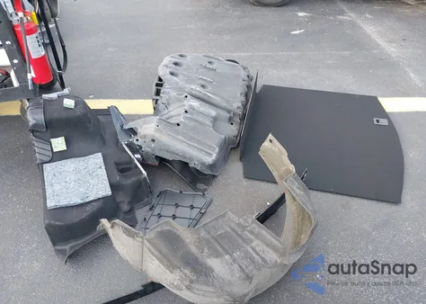 2025 Toyota Camry Xse из США, поврежденный, VIN 4T1DAACK4SU015917